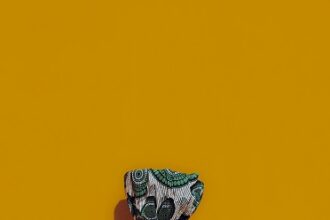 bold colors in fashion