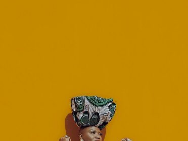 bold colors in fashion