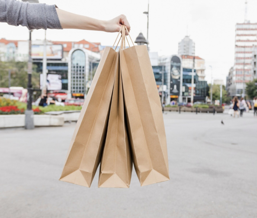 Custom Paper Bags: Why Custom Paper Bags Are Better Than Plastic Bags